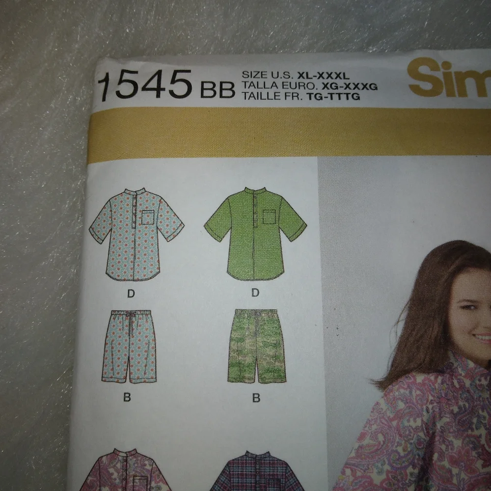 SIMPLICITY 1545 Women or Men's lounge pants, shorts and tops in size XL-…
